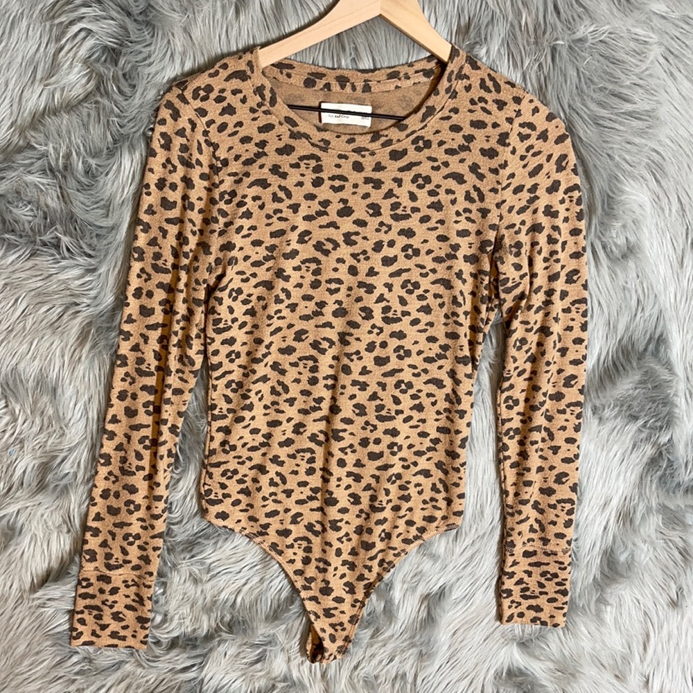 Abercrombie&Fitch Leopard Print Bodysuit